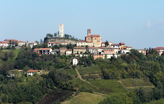 Una fotografia del comune di Rocchetta Palafea